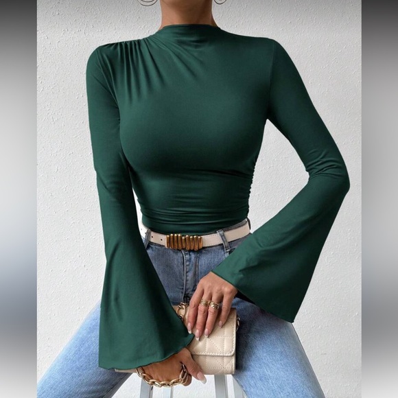 Elegant Green Long Sleeve Women's Bodysuit Top - Picture 1 of 16